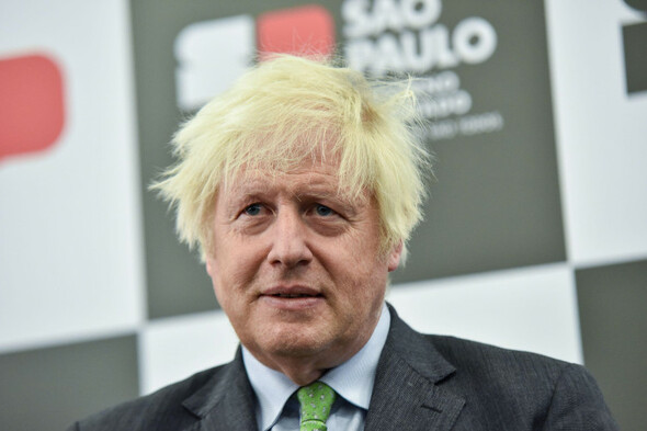 Boris Johnson wanted to be injected with Covid live on TV to show 'it didn't pose a threat' - Vimarsana News