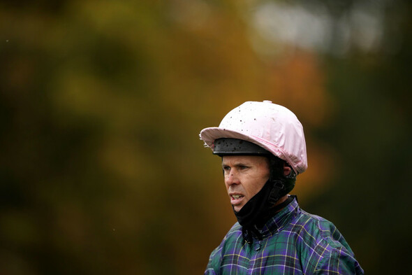Irish jockey Graham Lee in intensive care following Newcastle fall - Vimarsana News