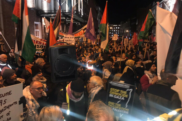 Huge protest takes place outside of Dáil as TDs prepare for vote on Irish Israeli relations - Vimarsana News