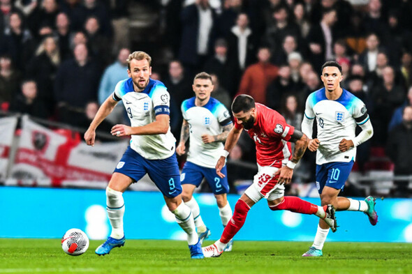 Pre-match tributes to Bobby Charlton outshine England victory over Malta - Vimarsana News