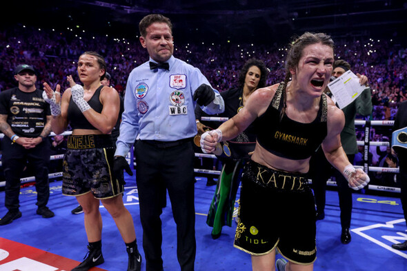 Katie Taylor avenges defeat to Chantelle Cameron to become two-weight undisputed champion - Vimarsana News