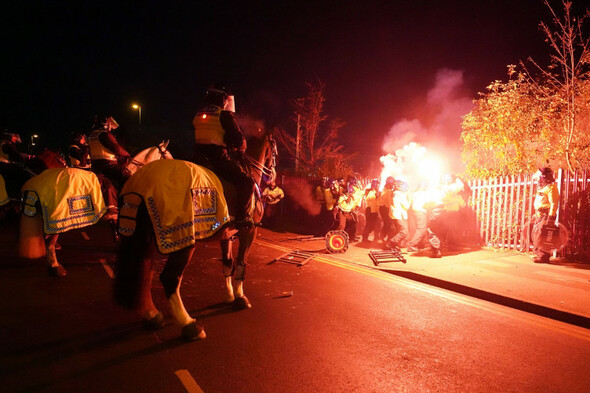 Four police officers injured, 39 people arrested amid violent scenes before Aston Villa match - Vimarsana News