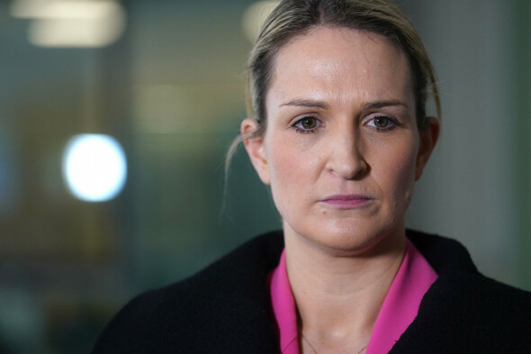 Sinn Féin tables motion of no confidence in Justice Minister Helen McEntee - Vimarsana News