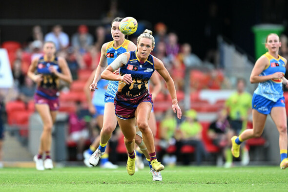 Irish players start AFLW Grand Final clash of Brisbane Lions and North Melbourne - Vimarsana News