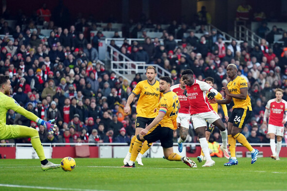 Saka and Odegaard fire Arsenal four points clear at the top of the Premier League - Vimarsana News