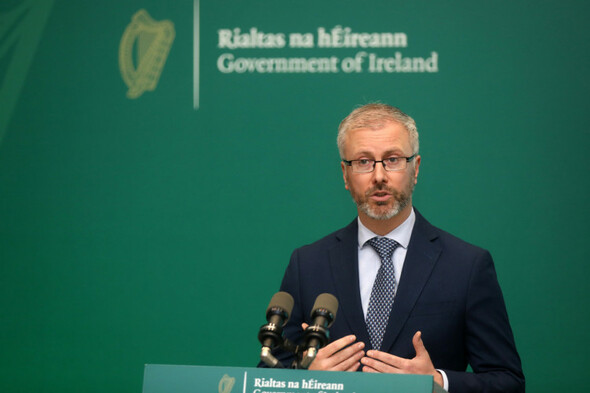 Over 62 men seeking asylum in Ireland not offered accommodation as tents are handed out - Vimarsana News