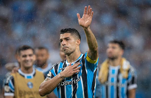 Luis Suarez scored Gremio's game-winning goal in his farewell for