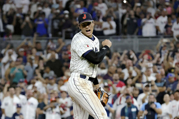 Baseball superstar Shohei Ohtani signs richest contract in North American sports history - Vimarsana News