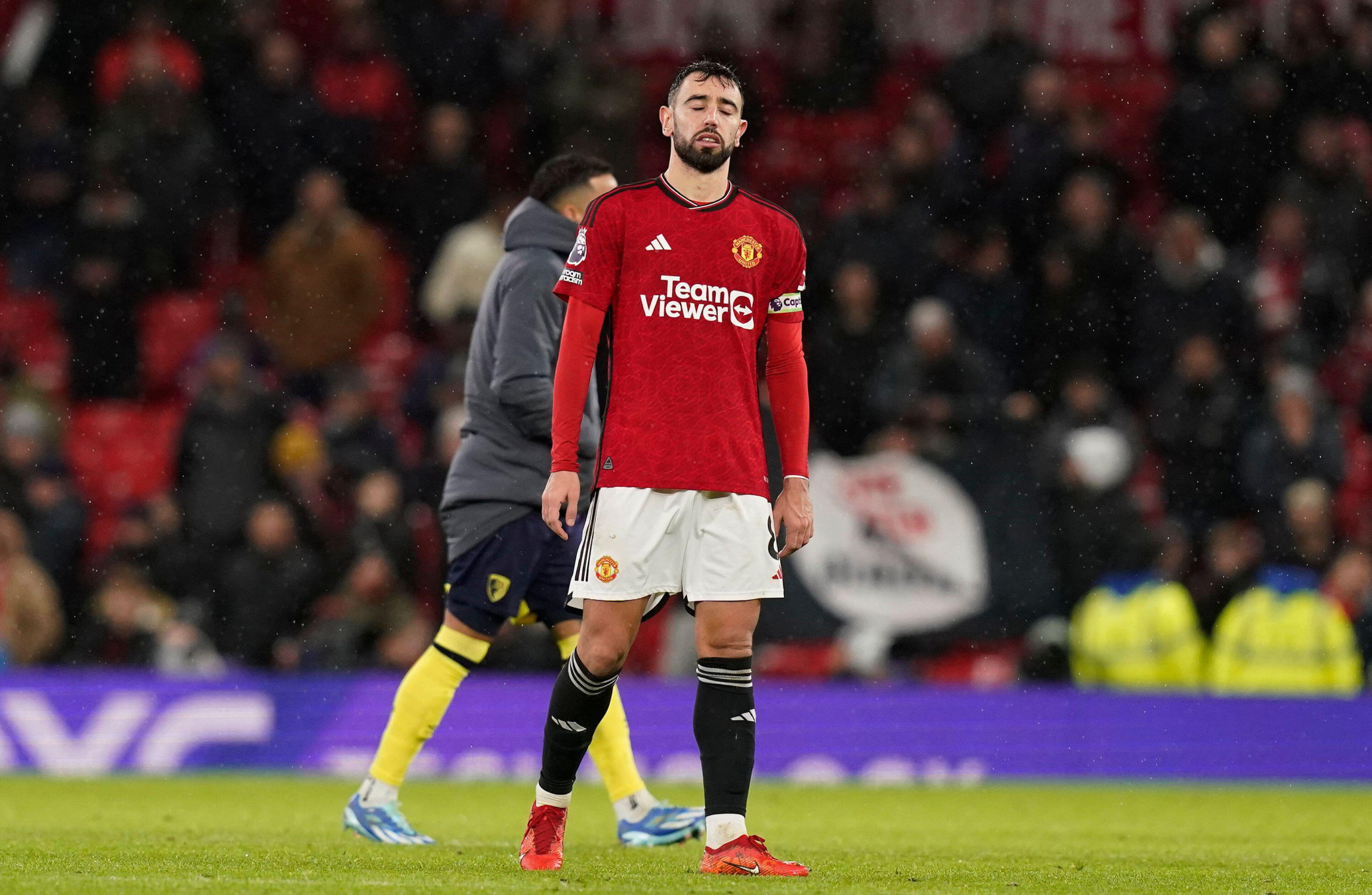 Bruno Fernandes Apologises For ‘unacceptable’ Manchester United Display