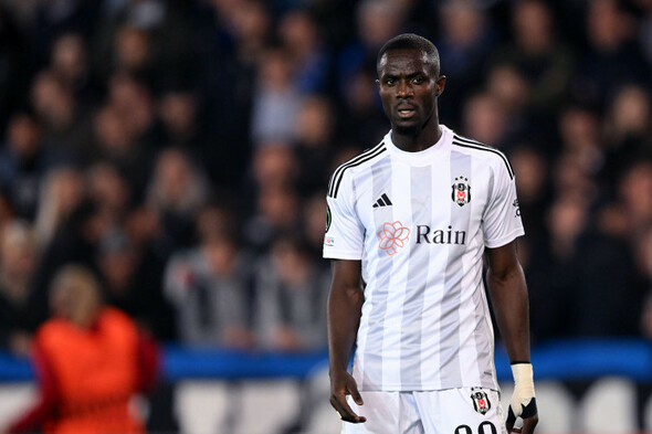 Ex-Man United defender among 5 players discarded by Besiktas - Vimarsana News