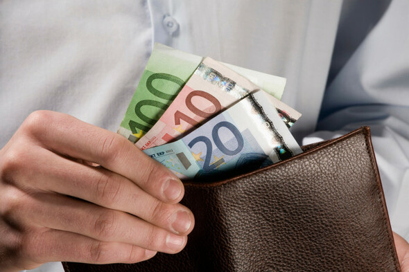 Irish economy continues to grow despite contraction in GDP for first time in over a decade - Vimarsana News
