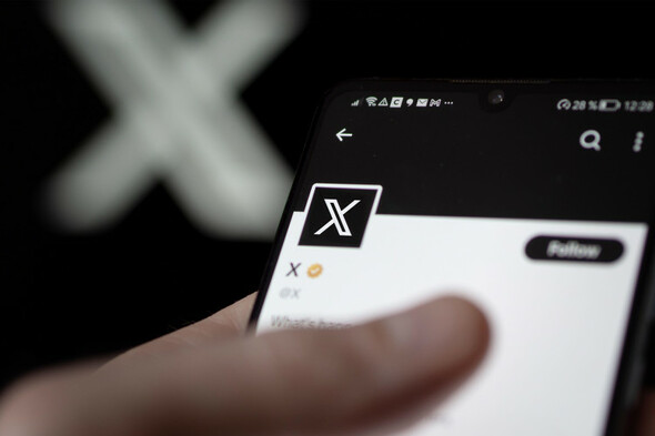 EU launches probe into Elon Musk's X over disinformation related to 7 October Hamas attack - Vimarsana News