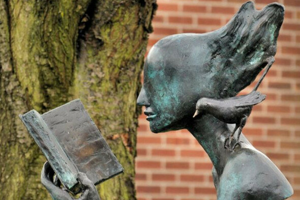 'Beloved' statue stolen from Belfast library returned - Vimarsana News