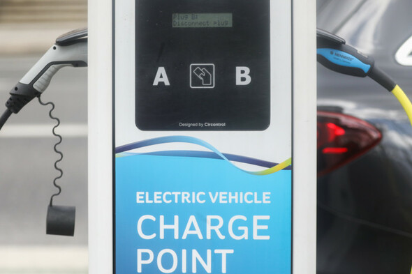 'Mobility hubs' to be rolled out across three Irish cities next year with car sharing facilities - Vimarsana News