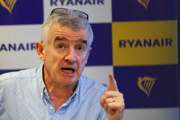 Ryanair's revenues could take a hit after it was removed from travel agent websites - Vimarsana News