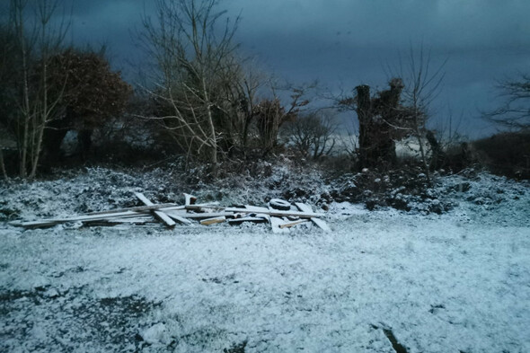 Cold snap to continue with light snowfall in some places this morning and -3 degrees expected - Vimarsana News