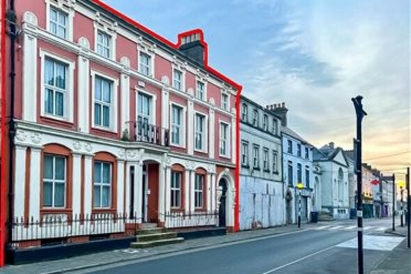 Carlow premises earmarked for 50 male asylum seekers to be used instead for families, Dept says - Vimarsana News