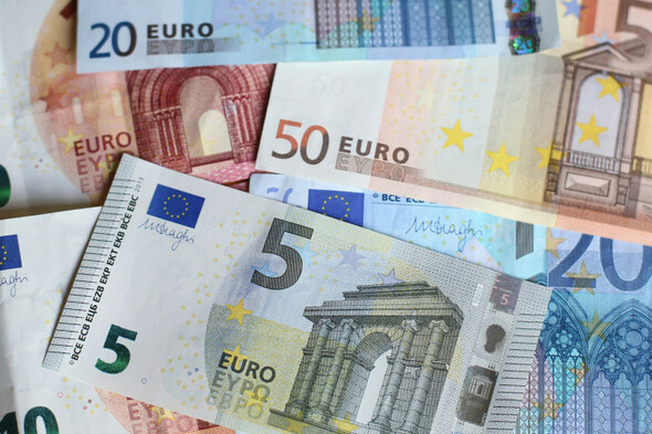 Ireland's top two billionaires have more wealth than bottom half of population, report says - Vimarsana News