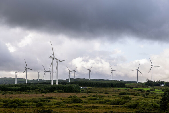 Wind farms set new record by providing 35% of electricity used on island of Ireland last year - Vimarsana News