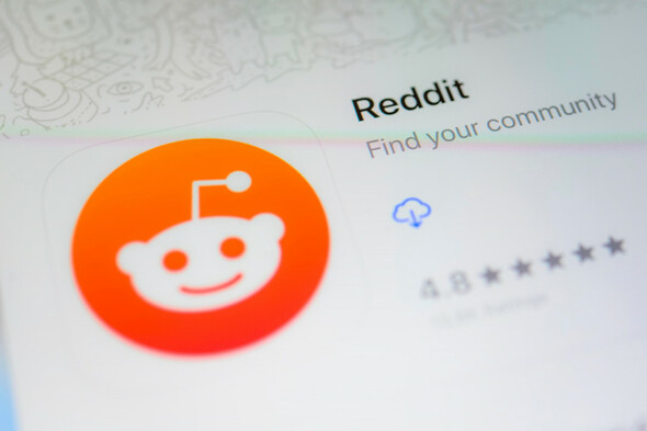 Reddit takes Ireland's media regulator to court in bid to overturn online safety designation - Vimarsana News