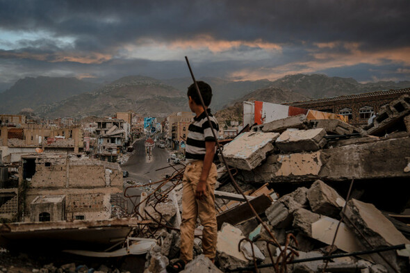 Yemenis face uncertain future as US-UK airstrikes prompt fears of escalating violence - Vimarsana News