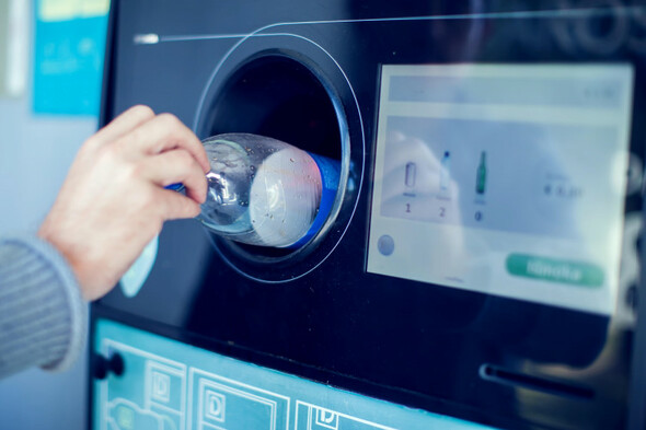 What is the new deposit-return scheme for bottles and cans and how will it work? - Vimarsana News