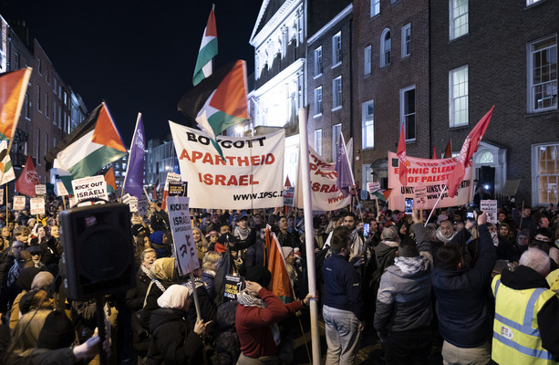 Предложение правительства присоединиться к делу ЮАР против Израиля провалилось в газете Dáil