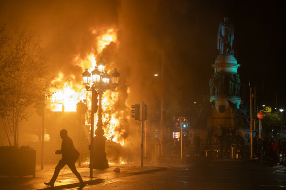 Posts targeting migrants remained online during riots despite 5pm plea from online safety tsar - Vimarsana News