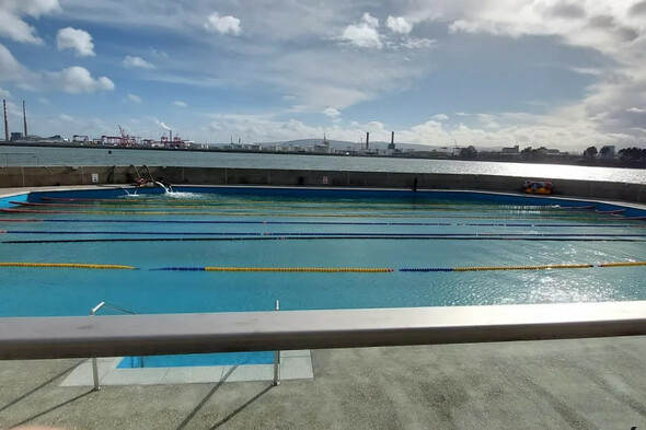 Clontarf's landmark saltwater swimming pool will remain open despite restaurant closure - Vimarsana News