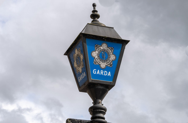 Un appareil suspect trouvé à la gare de Garda dans l’ouest de Dublin est considéré comme un canular