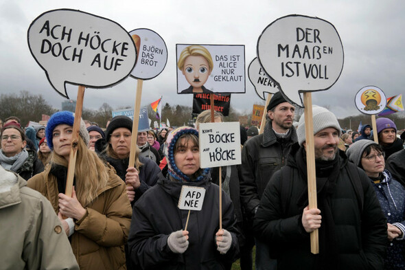 At least 150,000 turn out in Germany to protest against the far right - Vimarsana News