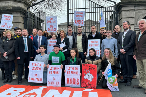 Irish language activists and politicians protest at the Dáil over 'Gaeltacht housing crisis' - Vimarsana News