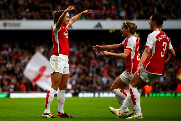 Record WSL sell-out as Arsenal boost Champions League bid with win over Man United - Vimarsana News