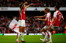 Record WSL sell-out as Arsenal boost Champions League bid with win over Man United