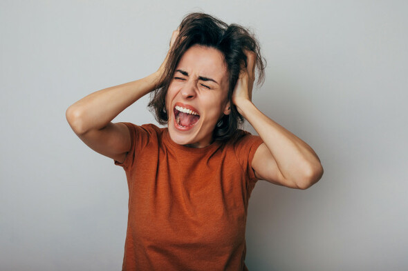 Niamh O'Reilly: I looked around the rage room I'd just trashed and had the urge to tidy up - Vimarsana News