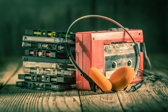Sitdown Sunday: From Walkmans to Game Boys - meet the people who still use retro gadgets - Vimarsana News