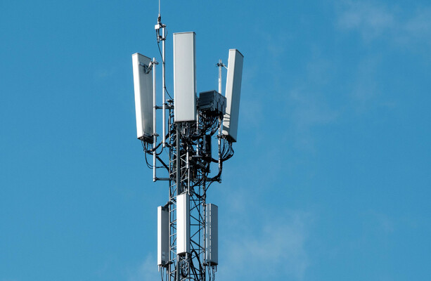 ¿Qué significará la fusión de Vodafone y Three en el mercado de telecomunicaciones del Reino Unido?