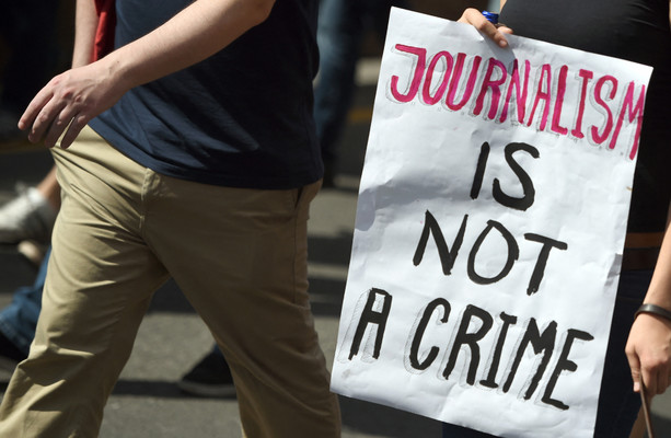 L’Irlande doit introduire des lois pour protéger les journalistes contre les poursuites stratégiques, selon une nouvelle directive européenne