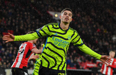 Arsenal put six goals past Sheffield United to keep pressure on Liverpool