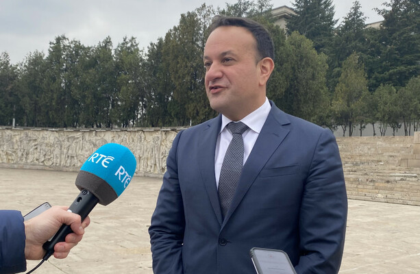 Varadkar défend le changement proposé à la politique d'asile de l'UE