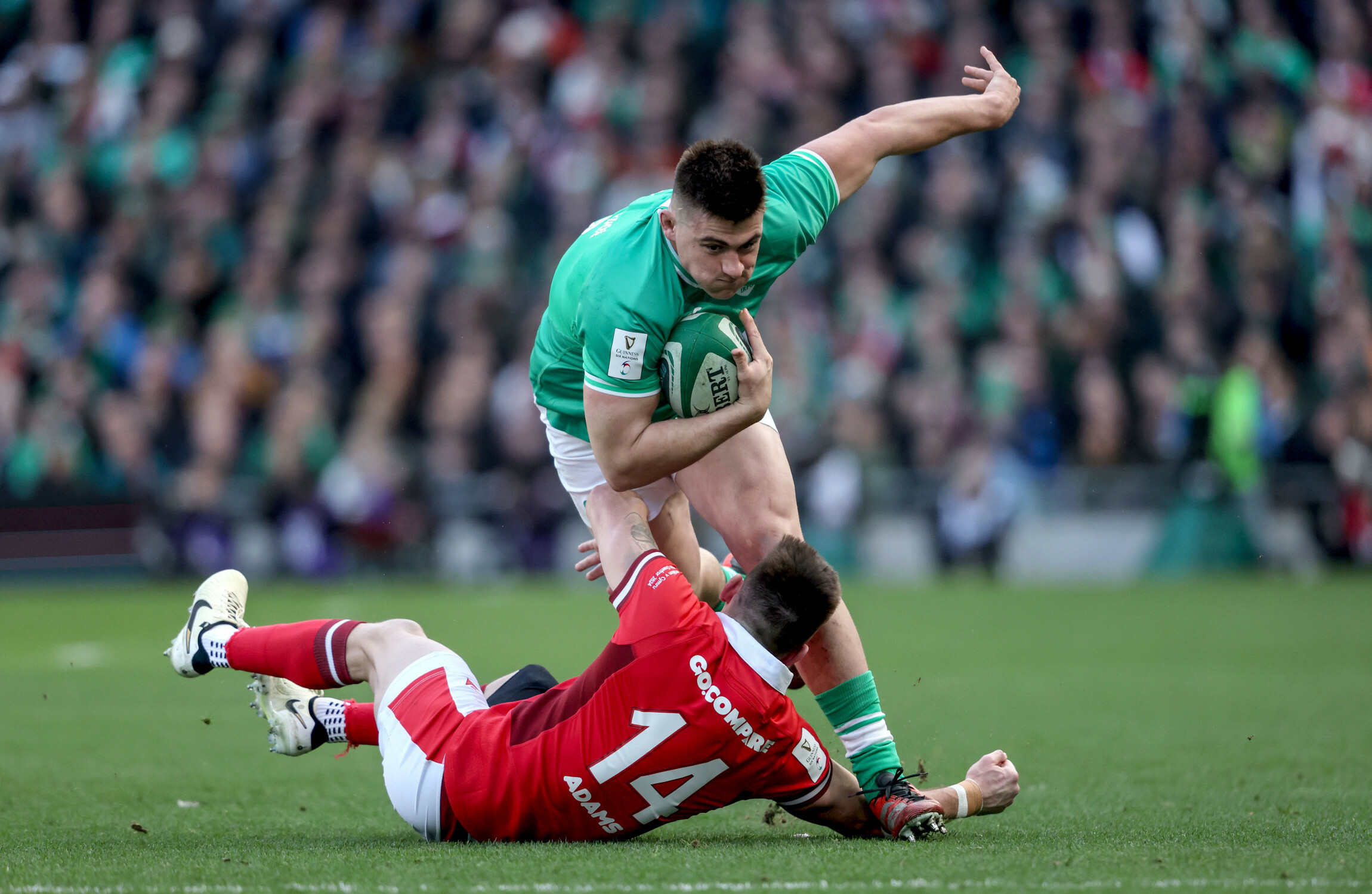'He's such a good footballer. He's almost like having an eighth back out there' - Vimarsana News