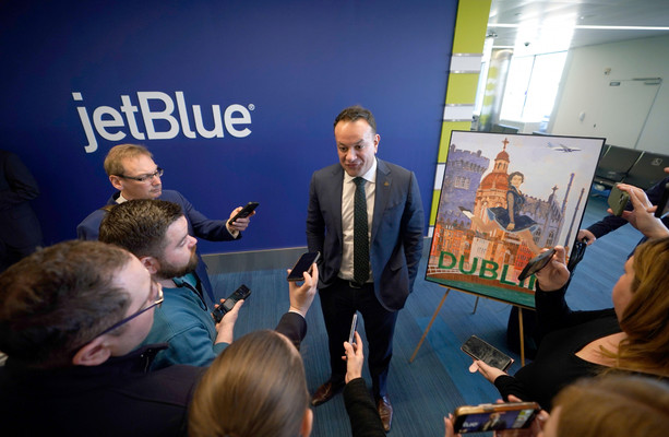 Les plafonds de passagers de l'aéroport sont une « préoccupation » pour JetBlue alors que la nouvelle route de Dublin vise à réduire les prix des vols