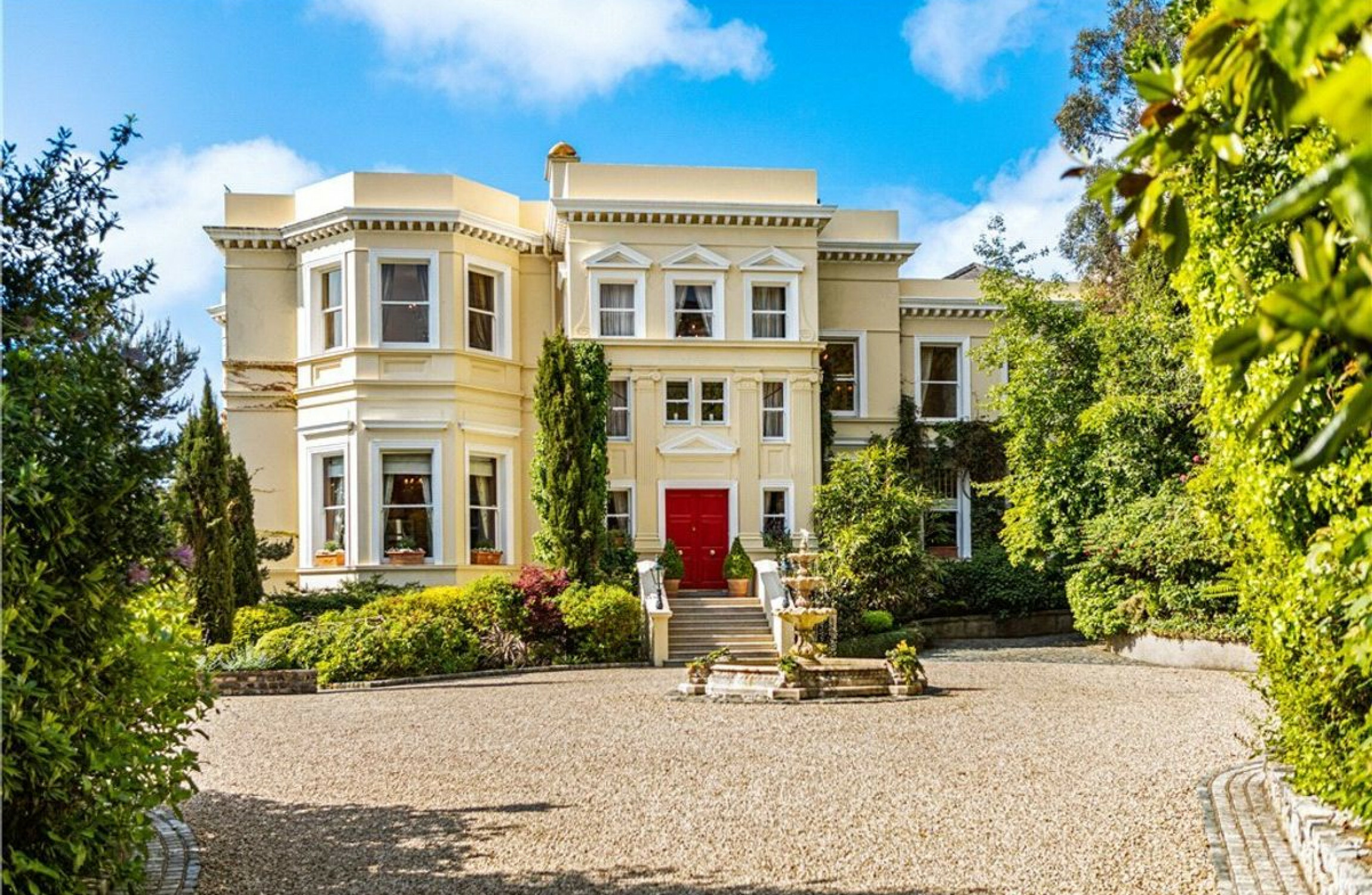 Exclusive Dublin homes: Discover some of the most sought-after properties in Killiney - Vimarsana News