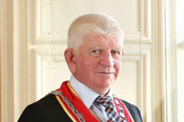 FG deputy mayor at centre of €700k landfill row takes aim at Greens and targets Dáil bid - Vimarsana News