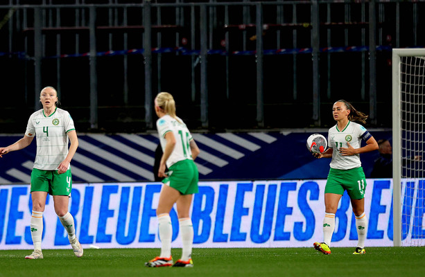Early goal condemns battling Ireland to opening-day defeat to France