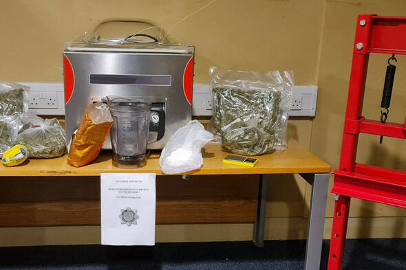 Gardaí seize €135,000 worth of drugs during Dublin search operation - Vimarsana News