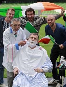 Bonner, Houghton and Cascarino all join the Movember cause