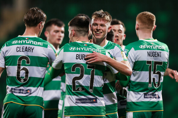 Shamrock Rovers close the gap on Shelbourne after facile win - Vimarsana News