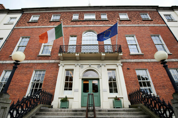 Dept. of Justice collected €71m in fees from migrant registration cards in 2023 - Vimarsana News