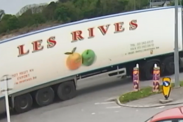 Garda appeal after theft of refrigerated container holding meat worth €150,000 in Co Dublin - Vimarsana News